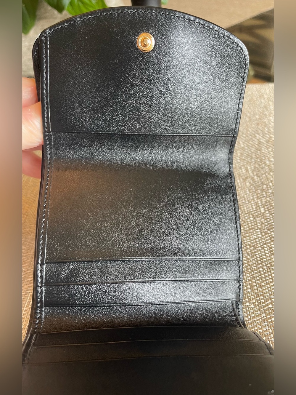 LIKE NEW CHLOE C COMPACT TRIFOLD CALFSKIN LEATHER WALLET BLACK w GOLD HDW - Picture 13 of 17